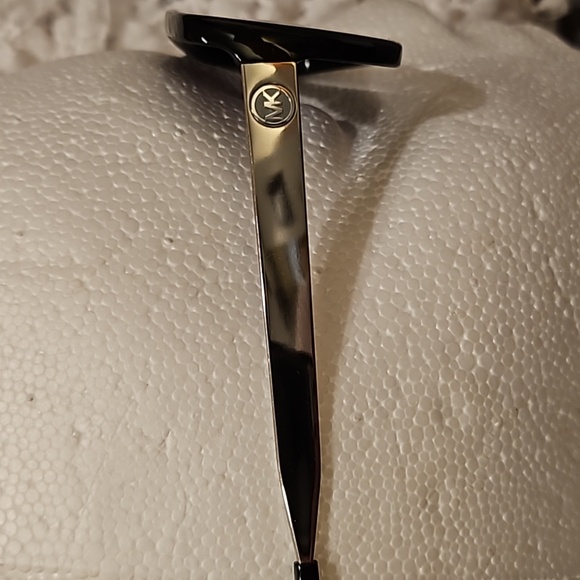 Michael Kors Sunglasses - Picture 8 of 15